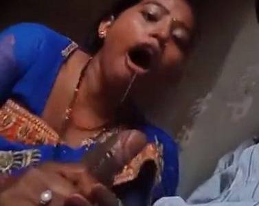 Indian Lund Suck Mms - Bihari lund sucking MMS