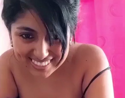 Deshi Tiktok Girl Real Sex Video - Indian Tik Tok girl viral nude selfie