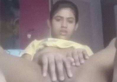 Virgin Chhut Chudai Hindi Video - Virgin chut and asshole of Indian teenage girl