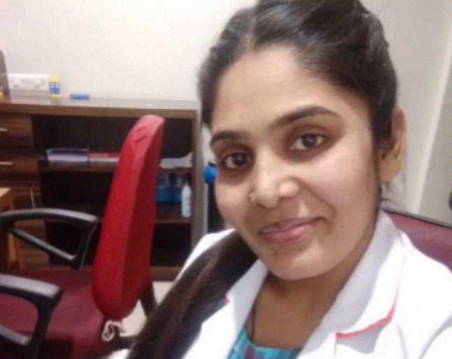 646px x 513px - Beautiful Indian nurse nude video call with BF