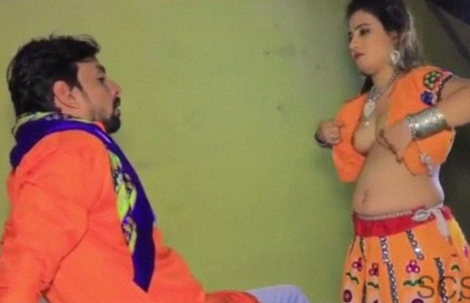 Hd Bfrajasthani - Hot Rajasthani girl getting fucked porn movie - KamaBaba.desi