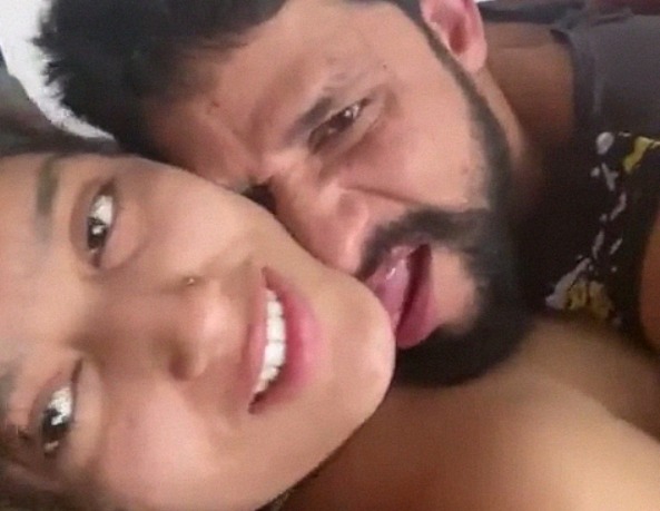 Sex Mobe - Indian lovers enjoying sex Mobile porn - KamaBaba.desi