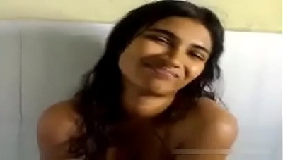 A Bangladeshi guy fucks his GF in the bathroom