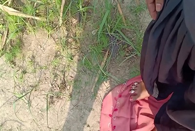 Indian outdoors desi MMS video of a young couple