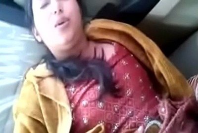 Outdoor xxx Punjabi sex MMS of a newly married couple