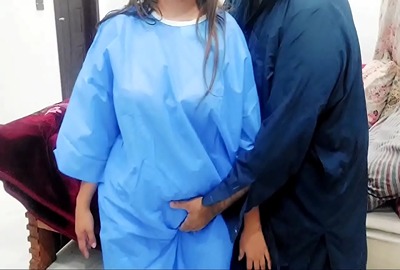 Pakistani Nars Xxx - Man seduces a nurse and fucks her in the Pakistani xxx video