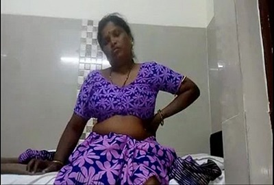 Marathi Sex Videos Download Hd - Marathi sex video of an aunty fucking her lover in a room