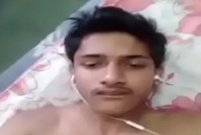 Xxxmms India - Indian pervert's xxx MMS video on Skype video call
