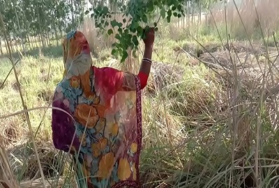 Desi outdoor sasur bahu sex video from the farm