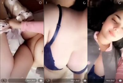 Hot Lahore girl shows her boobs and pussy in Pakistani sex