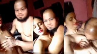 Kolkata man fucks a hot milf in a Bangla sex video