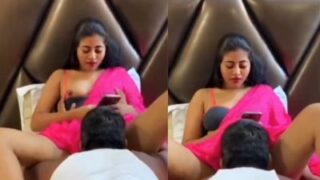 Gigolo licks slut Siya’s pussy in desi sex video