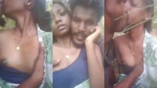 Outdoor Bangla sex video of a desi couple in the bush