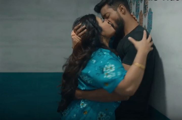 Busty Punjabi MIL tempting romantic blue film