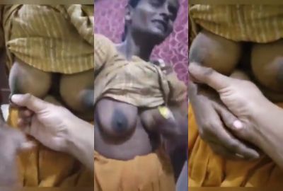 Owner squeezes his maid’s boobs in desi mms