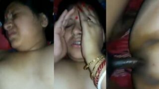 Silent chudai of naked wife at midnight